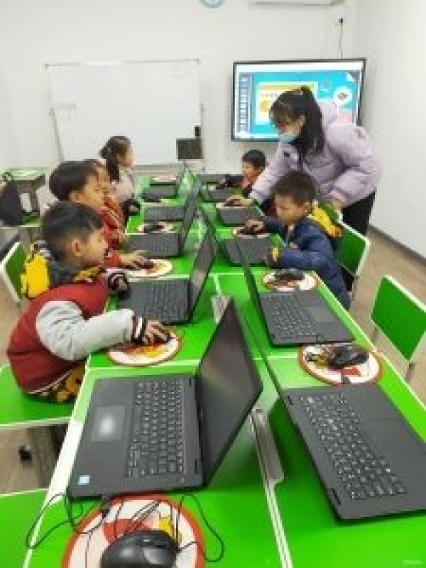 小学旁边312平精装修培训机构转让