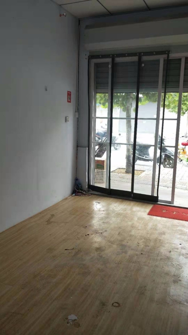 市区繁华地段纯一楼水果店 急转
