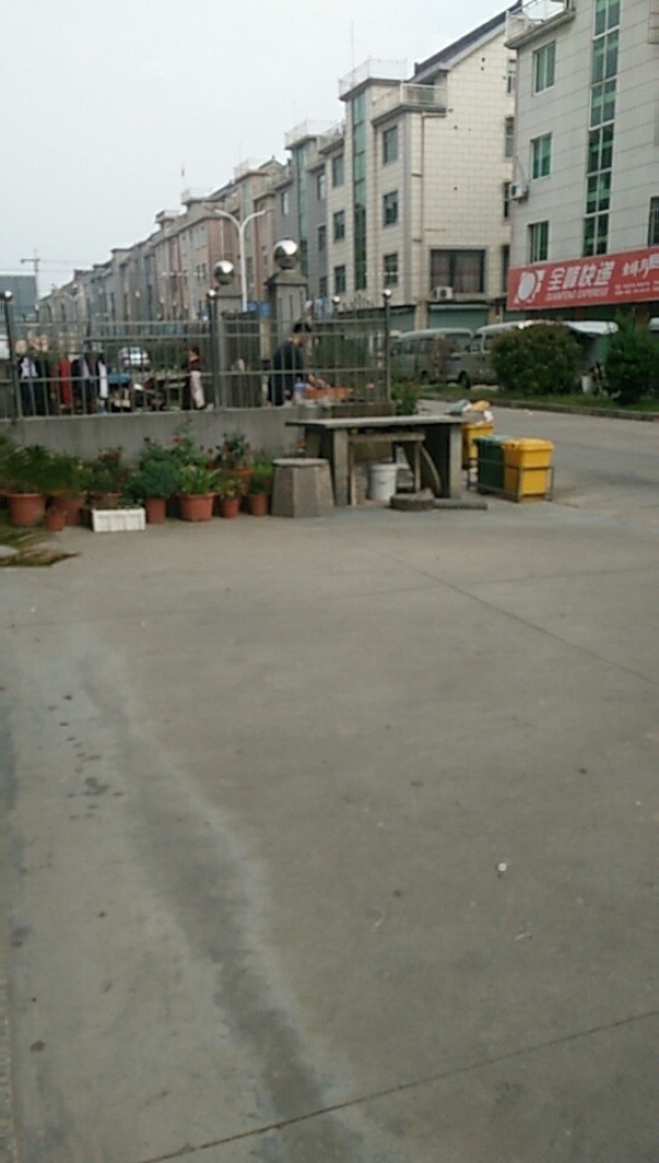 营业中超市转让，客源稳定