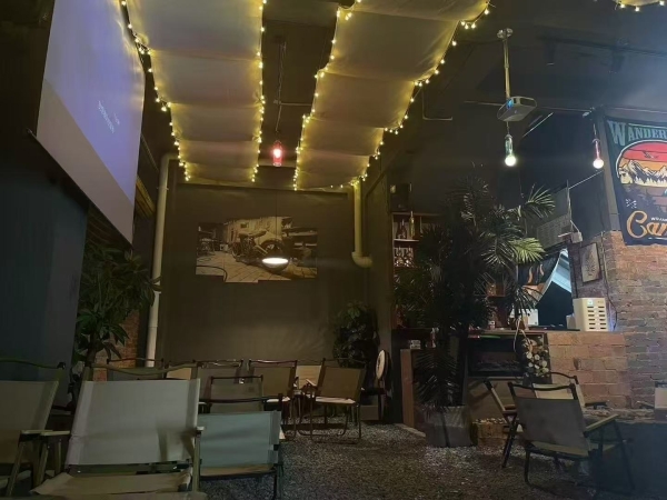 红塔区上村街酒吧转让！