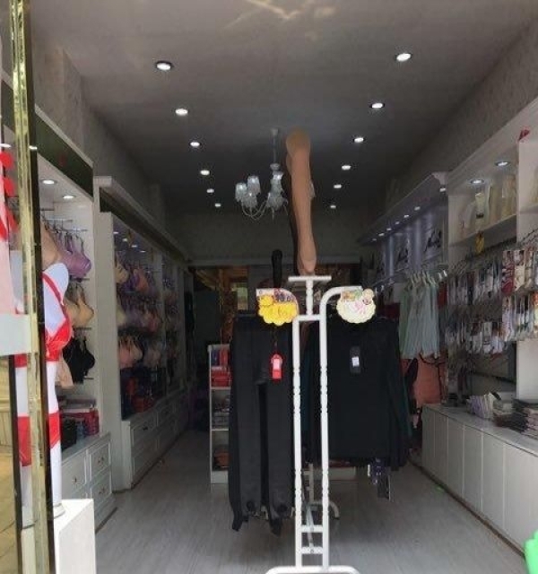 浪莎专卖店