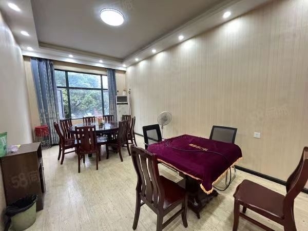 商铺图片