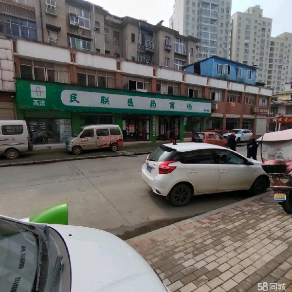 (转让)城北街一线临街门面，二层300方带一楼一个挡门面