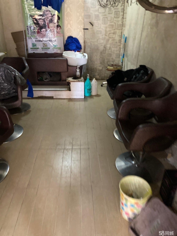 商铺图片