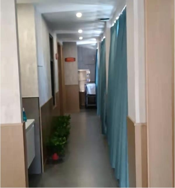 独栋带停车场和院子私房菜馆转让