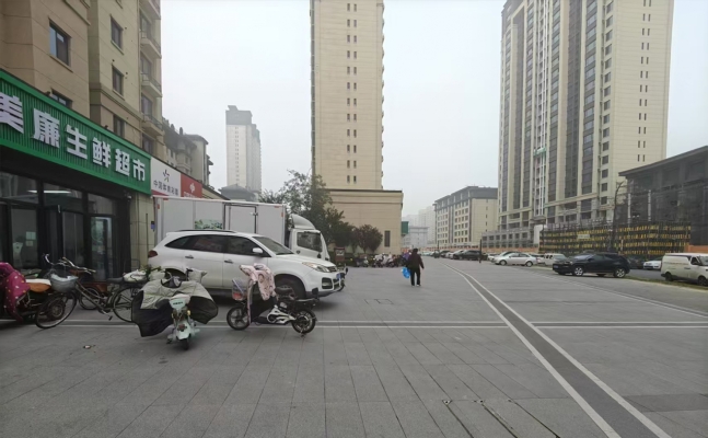 信都区月晟天玺台北门生鲜超市转让！