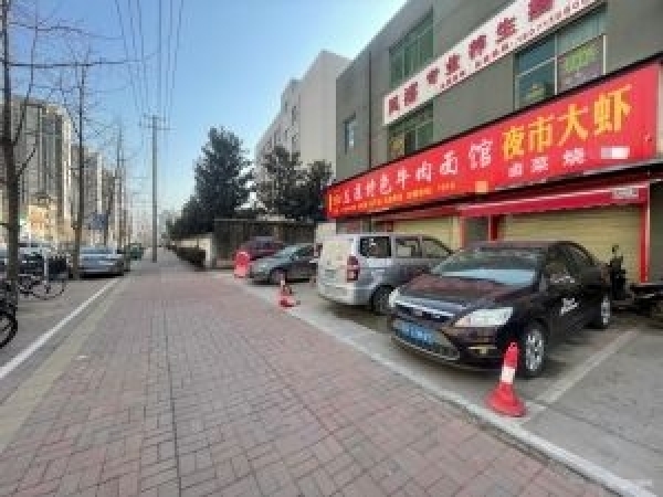 临街70平双门头旺铺转让