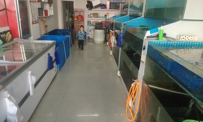 赤峰市克什克腾旗经棚镇蟹虾汇生鲜店转让！