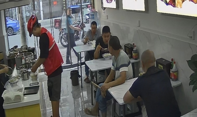 妙小柒高汤米线店旺铺转让