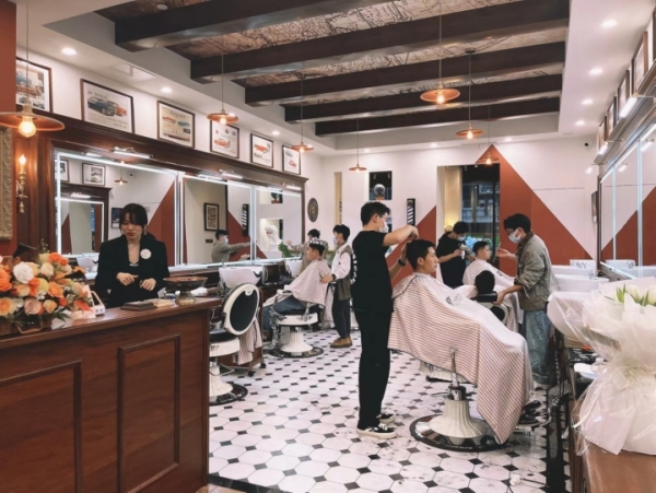 男士理发店转让