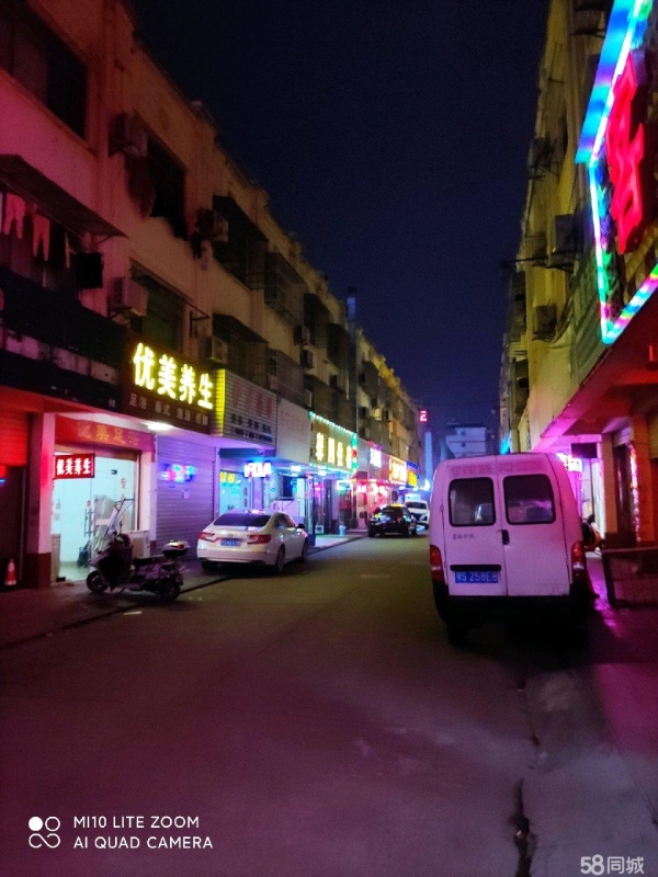(转让)转让经营中的中的店铺二间三层家电齐全齐全，转手盁利