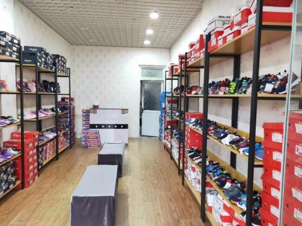 中华大街大庆路交叉口50平纯一层门店转让