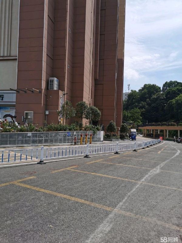 商铺图片