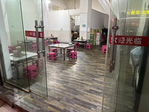 陆良营业中建水烧烤鸡脚王整体低价转让！