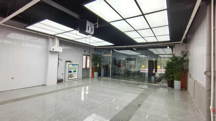 滨州无棣县转盘北曼佐尼汽车服务店转让！