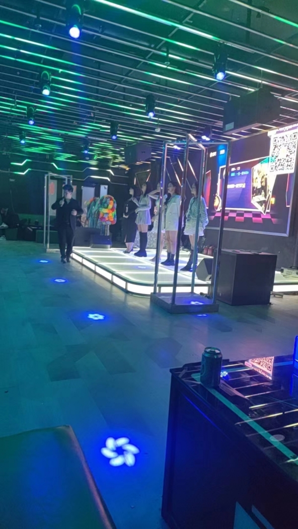 卓尼营业中酒吧整体低价转让！