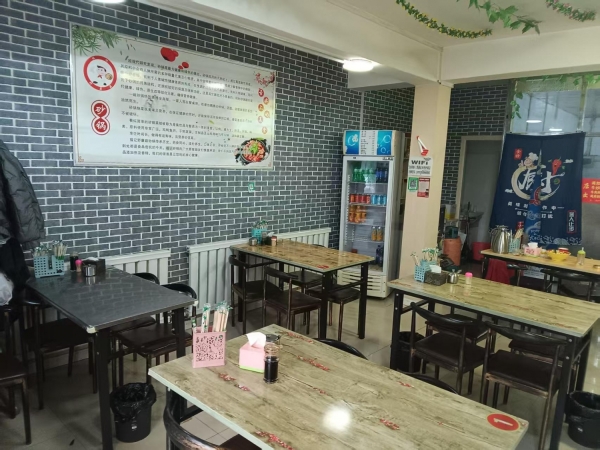 乌苏市乌鲁木齐北路砂锅米粉店转让！