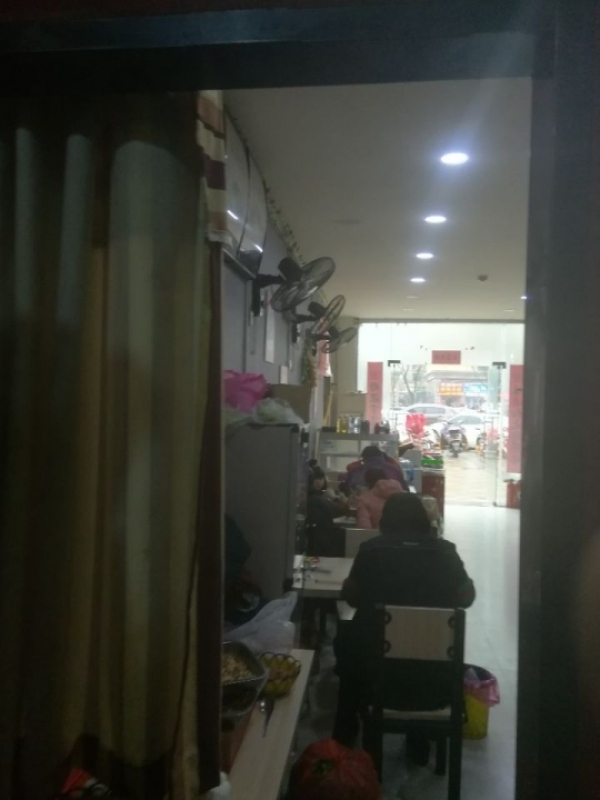 洛阳营业中饭店转让