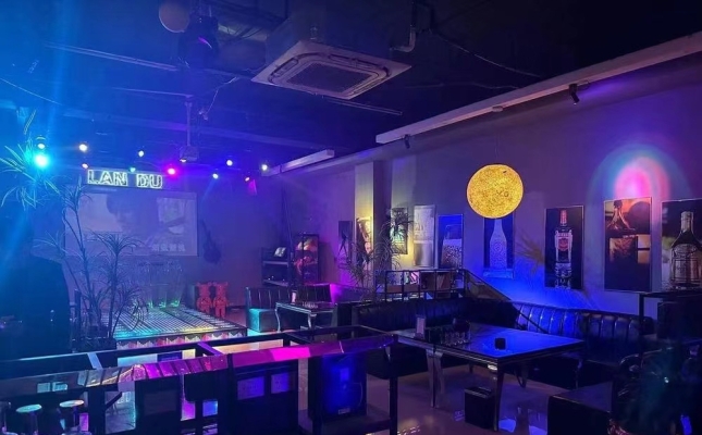 宁波宁海县桃源广场蓝度酒吧低价速转！