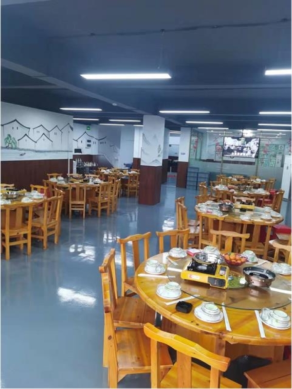 带停车位餐厅低价急转