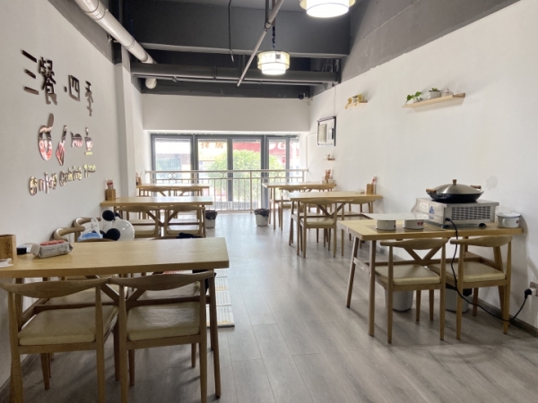临街商铺，稳定客源，接手可经营