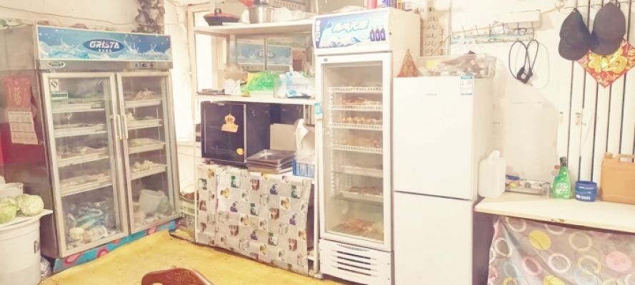 7年麻辣串黄金店铺因为去南方养老，忍痛转让，价格面议