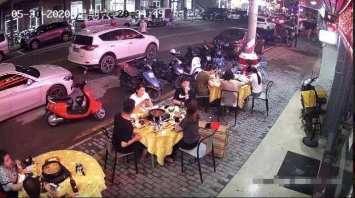 饭店转让有外摆区