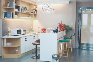 营业中美容店转让