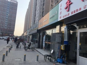 沧州小吃店转让，方世纪城小吃一条街50平小吃店转让