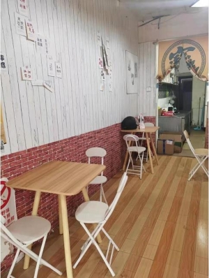 月租1600临街炸鸡店一万五急转