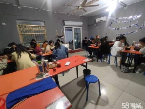 (转让)地理位置优越 客源稳定 人流量大 随时可以看店