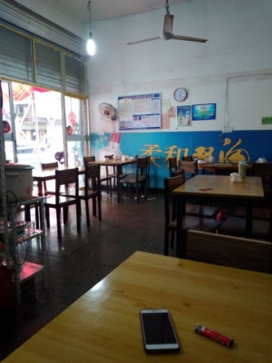 金华饭店转让，,六年老店转让