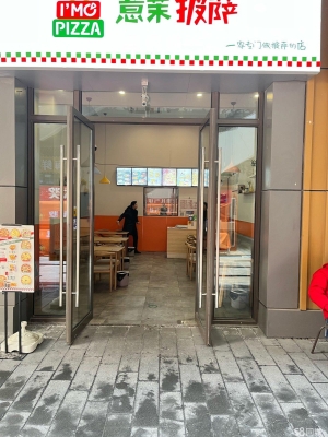 (转让)因家中有事，吾悦金街临近二号门转让