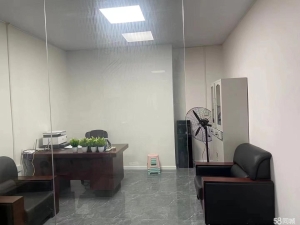 (转让)转让利川清江大道商业街店铺。装让费加上一年房租一共6500