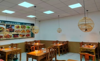 信都区中兴小区饭店转让！