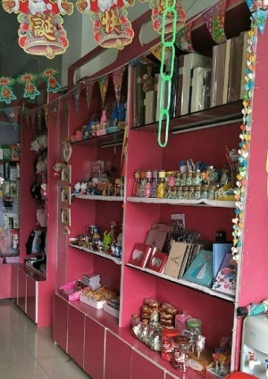 榆林服装店转让，开发区榆林职业技术学院