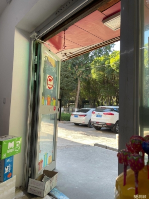 (转让)中医院门面商店转让，人流量大，客源稳定