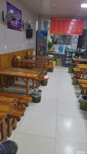 (转让)急转！门面亮点在学校对面，及四所大学中心点附近还有小区。