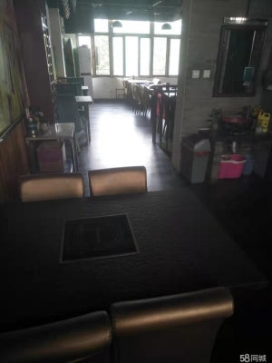 燕郊燕顺路纳丹堡小区东门临街营业中饭店转让