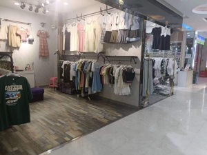 服装店低价转让