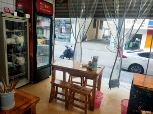 (转让)精装修营业中的门店，低价转让，