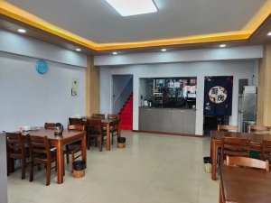 营业中餐饮旺铺转让