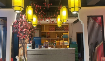 信都区八一大街饭店转让！