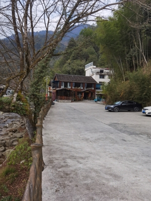 江口经营中梵净山梵溪零度居民宿整体转让！