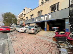 交叉口140平汽车美容店转让