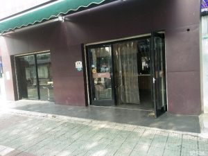 (转让)交通发达，客源集中，适合面馆，小超，美容院，快餐，各类经营
