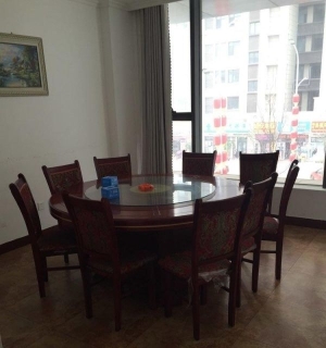泰安饭店转让