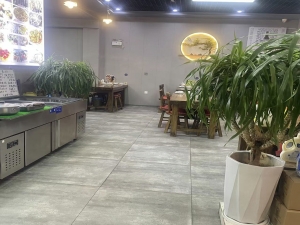 荣成市德清街经营多年饭店转让！