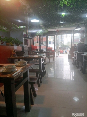 (转让)营业中饭店临街可外摆设备齐全，直接电话联系我
